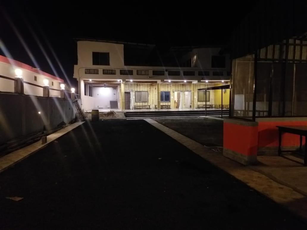 Radhe Krishna Villa Dhanwār Kültér fotó